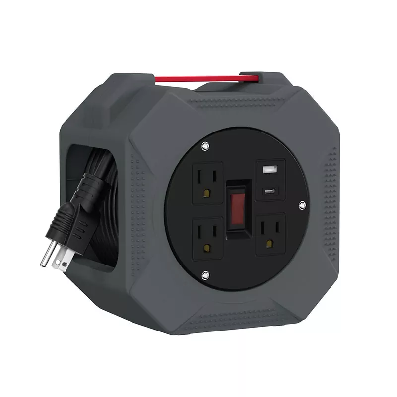 3 утичнице Усб2.4а Пластични калем за кабл 30 стопа 3 утичнице Усб2.4а Пластични калем за кабл 30 стопа