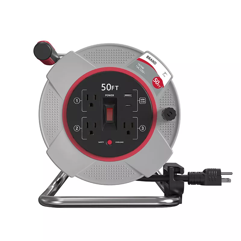 3 утичнице Усб2.4а пластични колут за кабл 50 стопа са заштитом од преоптерећења 3 утичнице Усб2.4а пластични колут за кабл 50 стопа са заштитом од преоптерећења